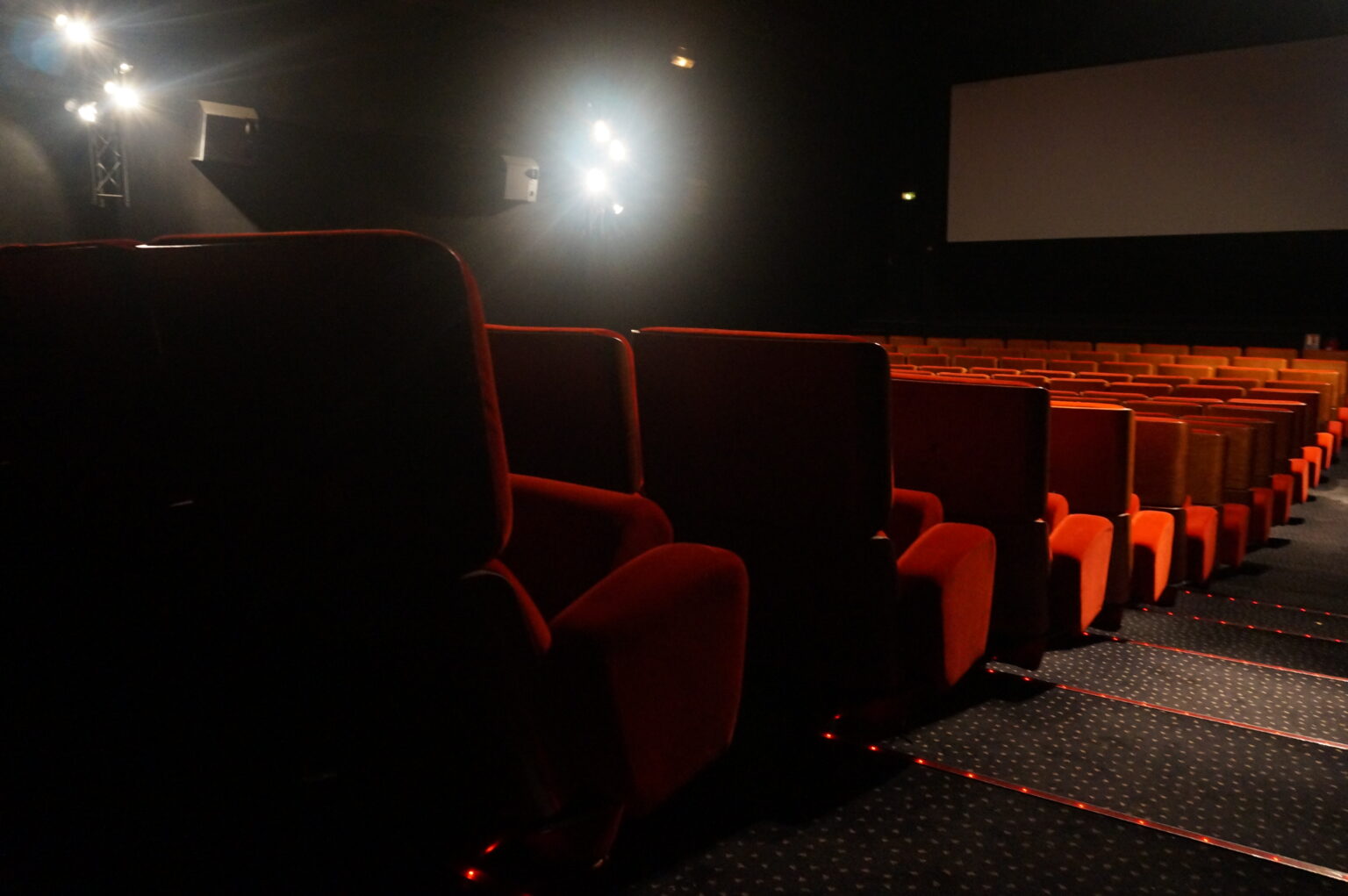 0-cine-1536x1021